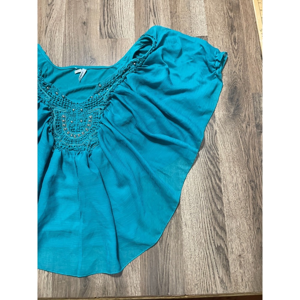 Studio Y Blouse, Women's Size Medium, Green, Beads, Short Sleeve - Picture 4 of 10